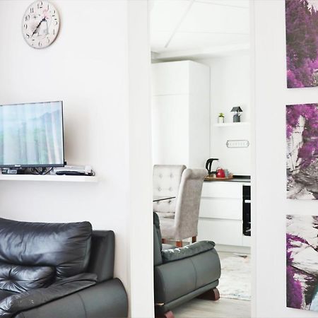 Cozy Apartment In Приштина Екстер'єр фото