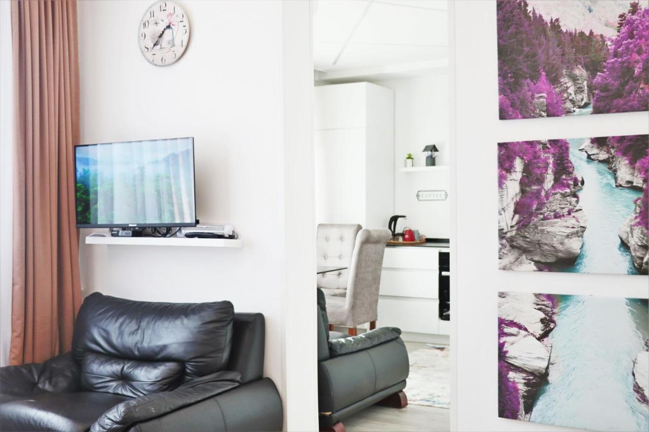 Cozy Apartment In Приштина Екстер'єр фото